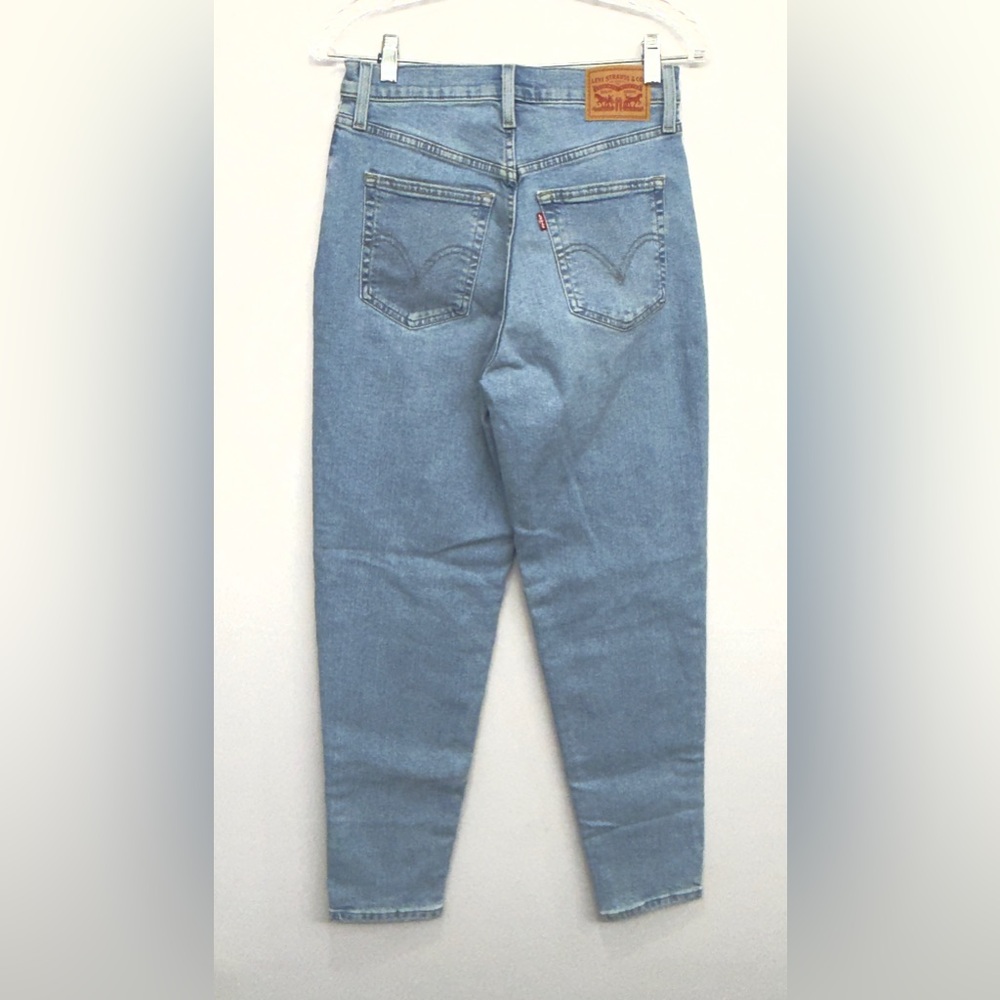 Levi's Women's 27 High-Waisted Mom Jeans Blue Denim e0805 W27 X L29 NWOT - Picture 2 of 9